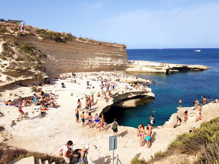 Trzy plaże na Malcie, które koniecznie musicie odwiedzić + praktyczne wskazówki